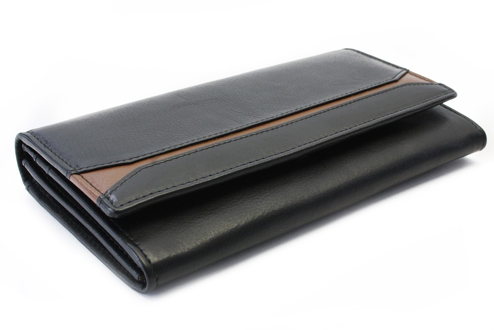 Arwel Dámská kožená peněženka s klopnou; černá s hnědým pruhem