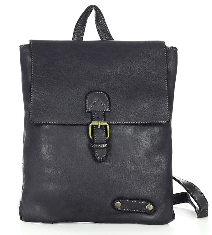 Marco Mazzini handmade Dámský kožený batoh v originálním stylu MAZZINI; černá