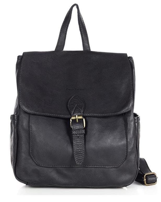 Ručně šitý kožený batoh s kapsami MAZZINI; černá