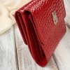 Dámská malá kožená peněženka s krokodýlým embosováním Peruzzi; červená