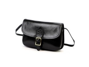 Pevná malá kožená crossbody kabelka Florence 05 černá