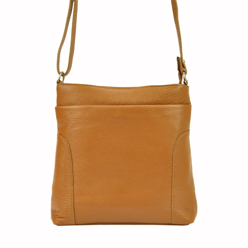 Středně velká kožená crossbody kabelka Patrizia Piu 417 světlehnědá