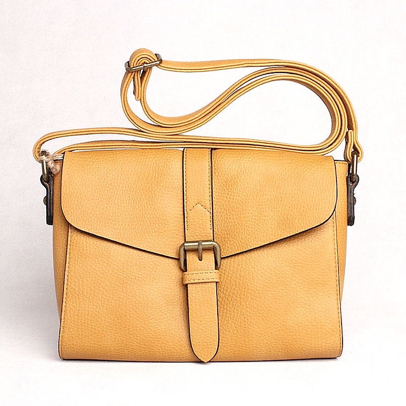 Malá crossbody kabelka FLORA&CO F2524 hořčicová
