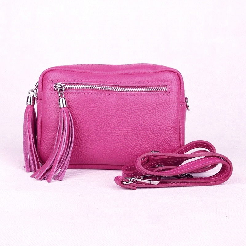 Malá kožená crossbody kabelka Vera Pelle no. 76 tmavěrůžová | KabelkyproVas.cz