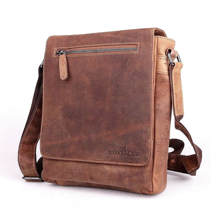 Středně velká pánská kožená crossbody taška GreenWood no. 6308 hnědá