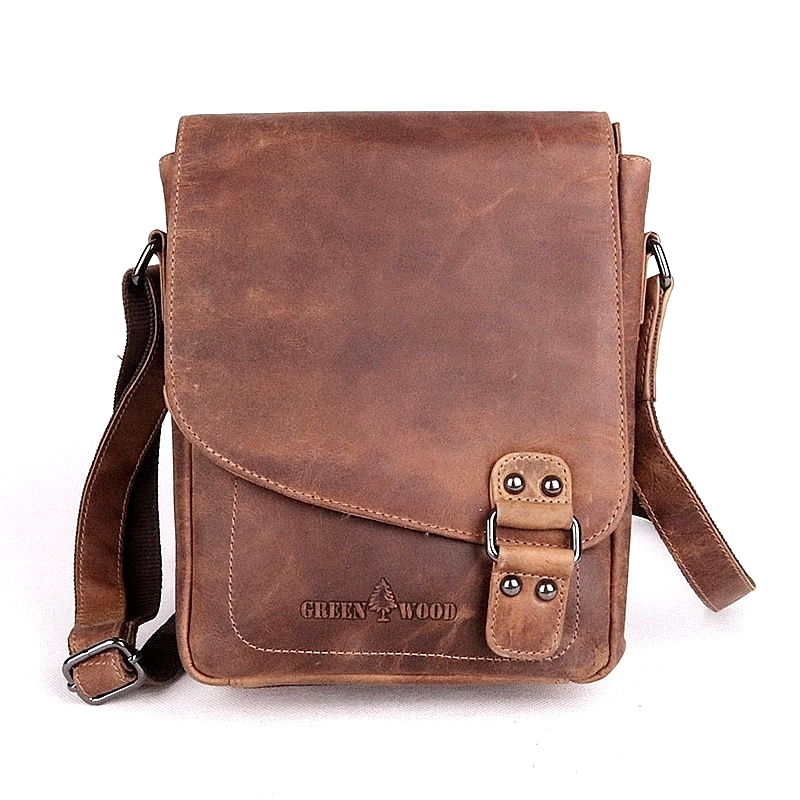 Středně velká pánská kožená crossbody taška GreenWood no. 834 hnědá