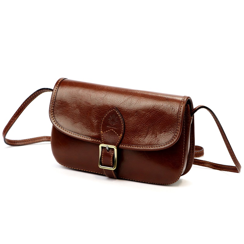 Pevná malá kožená crossbody kabelka Florence 05 tmavěhnědá