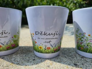 🌼 Děkuji, že mi pomáháte růst 🌱 Na konci školního roku jsem měl radost z toho, kolik z vás zvolilo květináč s osobním...