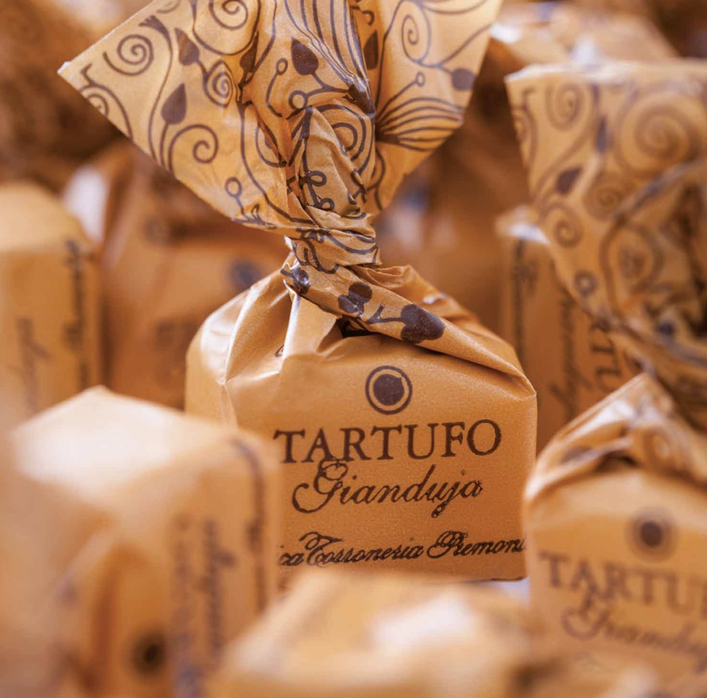 GUSTONE Čokoládové lanýže Gianduja – Tartufini dolci (čokoláda - lískový oříšek) Množství: 100g
