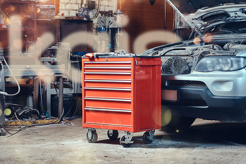 automotive-prumysl--od-oleju-po-baterie-kompletni-odpadove-reseni2