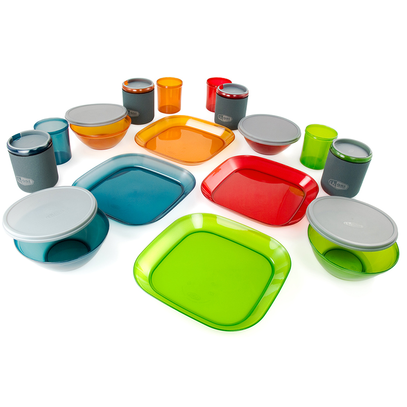 Sada nádobí GSI Outdoors Infinity 4 Person Deluxe Tableset Multicolor