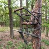 34686 2 splhaci posed summit viper sd treestand