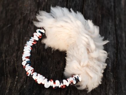 Kroužek s ovečkou a amortizérem hory