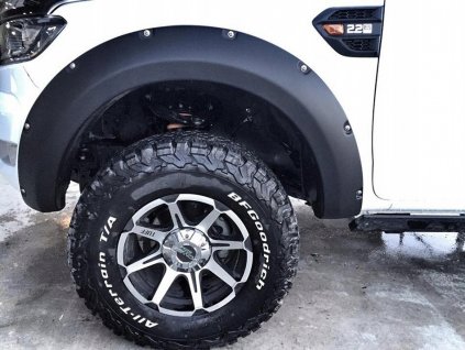 Rozširovacie lemy NISSAN NAVARA NP300