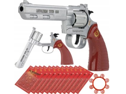 Kovová revolverová pištoľ s perkusnou zápalkou VYPR