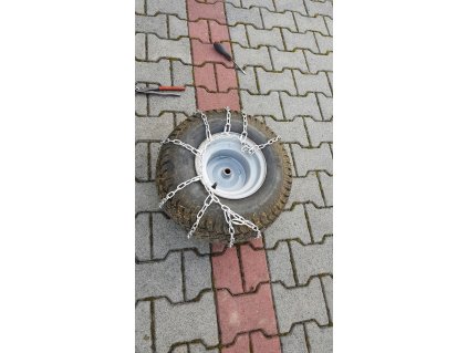 Nexus 4 mm snehu traktorka ATV 18x9.5-8_0