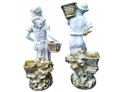 Sada chlapca a ženy s košmi. Obrázok dekorácie_1