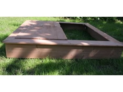 DREVENÉ PIESKOVISKO S KRYTOM, 4 LAVIČKY 150X150X30_1