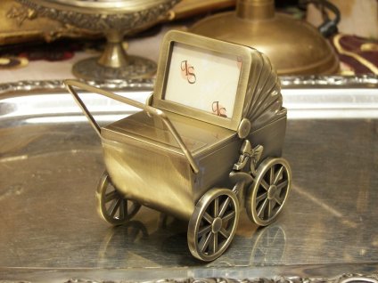 Pokladničky PRASIATKO PRE BABY KOČÍK FOTO MOSADZ STARÉ_0