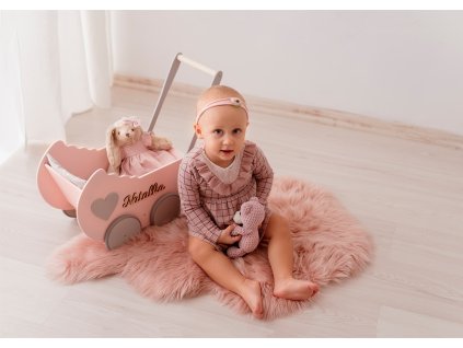 DREVENÝ PRAM NA BÁBKY + NÁZOV darček pre ročné deti_14