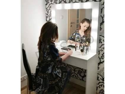 WHITE toaletný stolík make-up make-up osvetlený_0