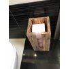 Rustikálny drevený držiak na toaletný papier_3