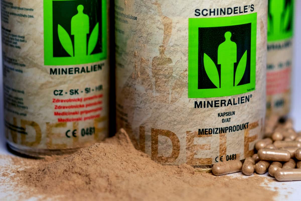 Schindeleho_Minerály_1
