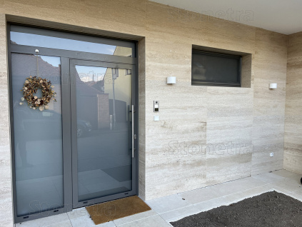 veľkoformátový obklad na dom obklad na fasádu travertín light premium