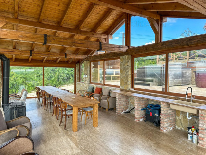 kamenná dlažba do pergoly travertín mocca