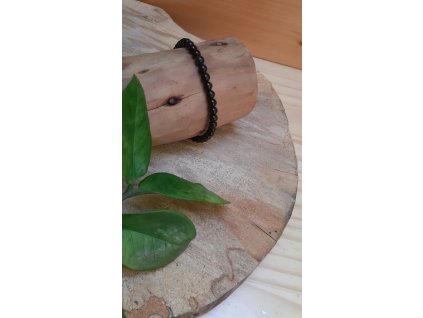 Obsidian duhovy 99 Kč4