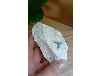 145g 9x4x4cm 85 Kc