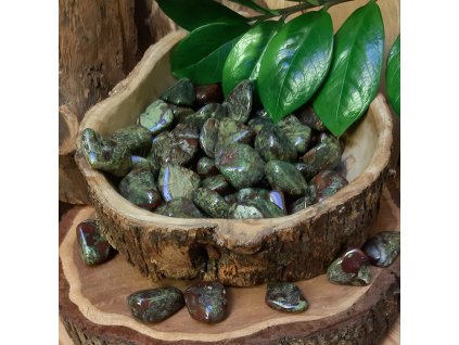 Dračí kámen epidot tromlovaný Vel. S cca 2cm 100g