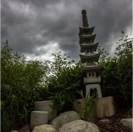 vyoská japosnká lampa pagoda