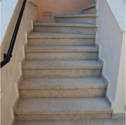 Schodišťové stupně teraco: Nadčasová elegance a trvanlivost pro váš interiér i exteriér () Schodišťové stupně teraco: Nadčasová elegance a trvanlivost pro váš interiér i exteriér
