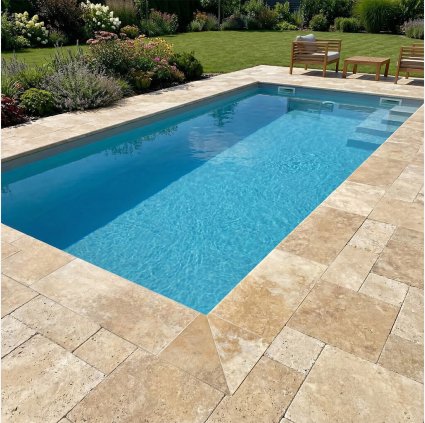 Travertinová venkovní dlažba Lima Multi (béžovo-hnědá) – románský patent 3 cm