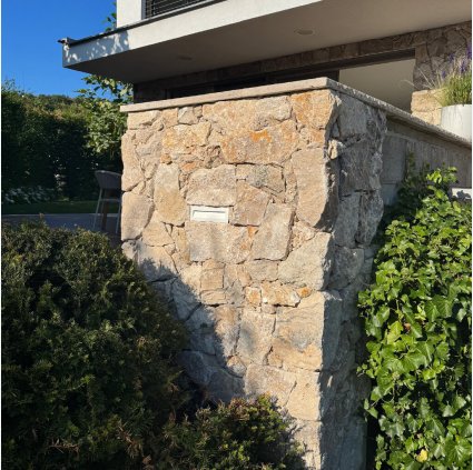Rock Crem - rohový prvek