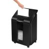 FELLOWES skartovač AutoMax 100 M/ křížový mikrořez 4x10 mm/ objem koše 23 l/ stupeň utajení P-4 (důvěrné)/ černý