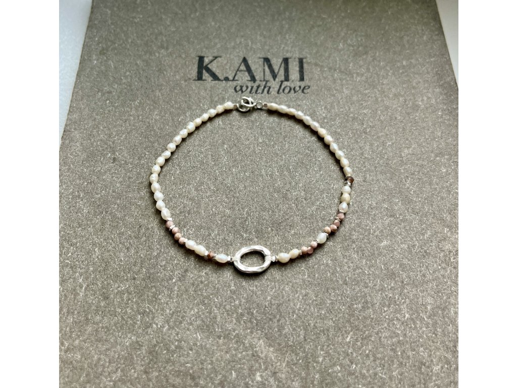 Náramek z říčních perliček a rodochrozitu se stříbrným kroužkem Ag925