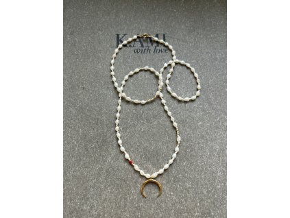 Náhrdelník z říčních perliček se zlaceným půlměsícem Ag925