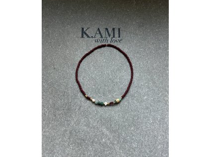 Náramek z japonských rokajlů se smaragdy a perličkami Ag925