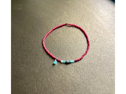 Náramek z japonských rokajlů se smaragdy Ag925