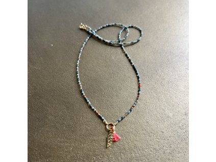 Boho řetízek z japonských rokajlů se zlaceným andělským křídlem Ag925