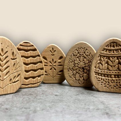 Oak Easter Egg Decorations
