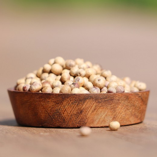 white-kampot-pepper