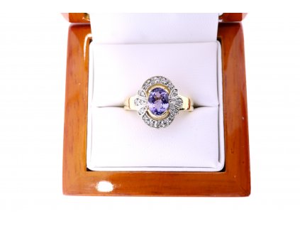 Tanzanitový zlatý prsten s diamanty