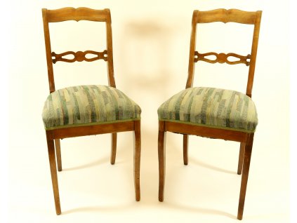 Pár měšťanských židlí