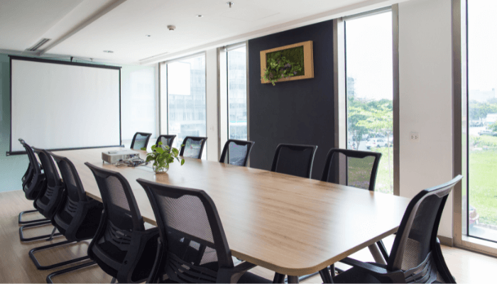 Nebojujte o pozornosť alebo Vyberáme konferenčné stoličky