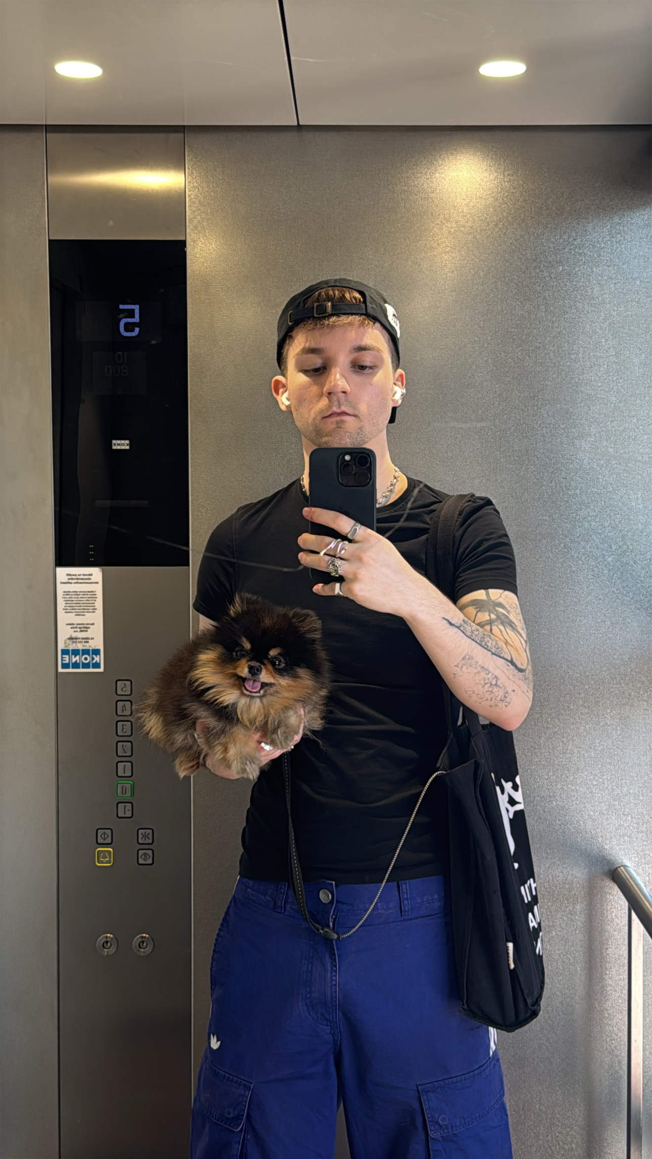 A22C8B79-30B6-4222-B37E-CB587FCC3C0A