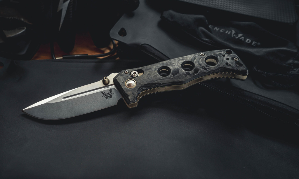 benchmade-mini-adamas-273-03-marble-carbon-fiber_5