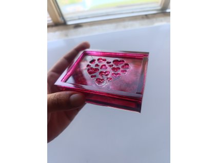 krabička se srdíčky